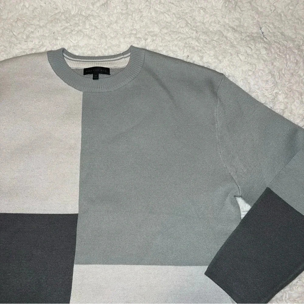 Spao For Men Colorblock Blue Tones Sweater Size Medium Womens Medium-Extra Large